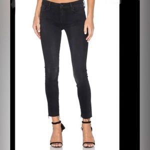 Mother High Waisted Looker Ankle Fray in Blackbird